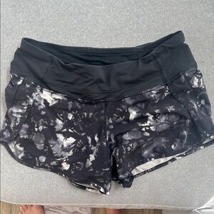 Lulelemon Speed Up Mid Rise Athletic Shorts